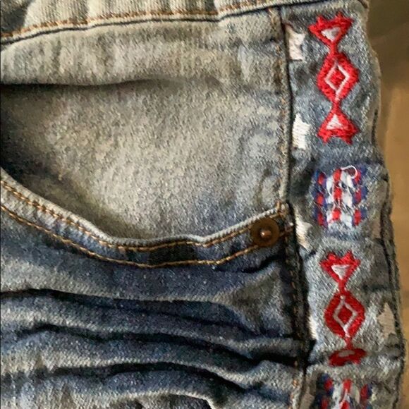 Aztec shorts  - Picture 3 of 7